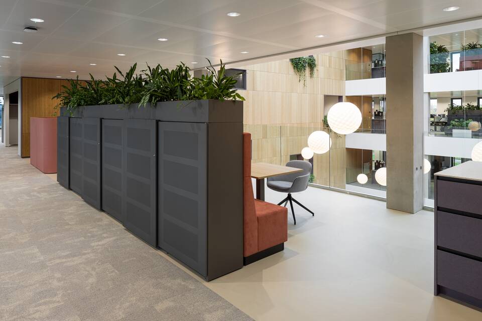 Royal Ahrend office project interior view of NVM in Utrecht SP09