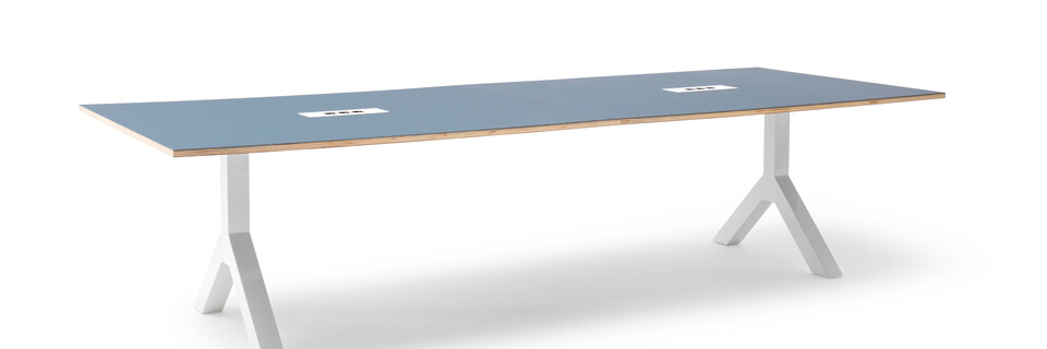Gispen TEAM Design conference table with white legs and frame with blue tabletop front left view