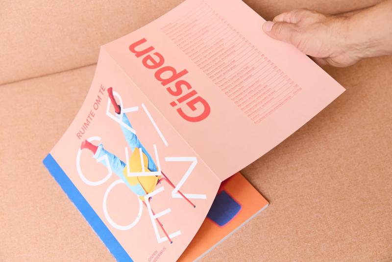 Gispen lifestyle cover of knowledge magazine DZK1383.jpg