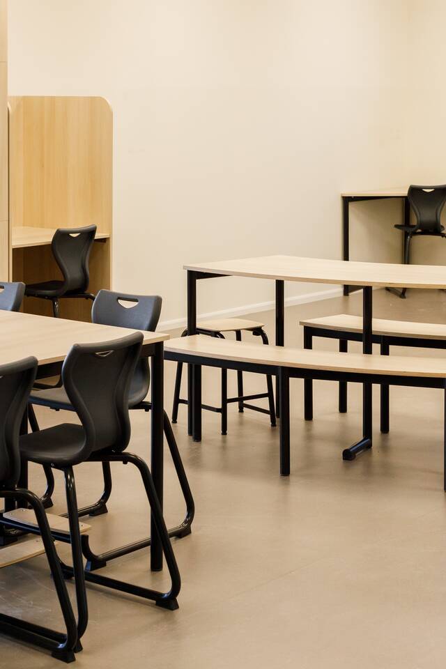 Gispen education project interior view of primary school IKC Muiderkring in Muiden KF2603