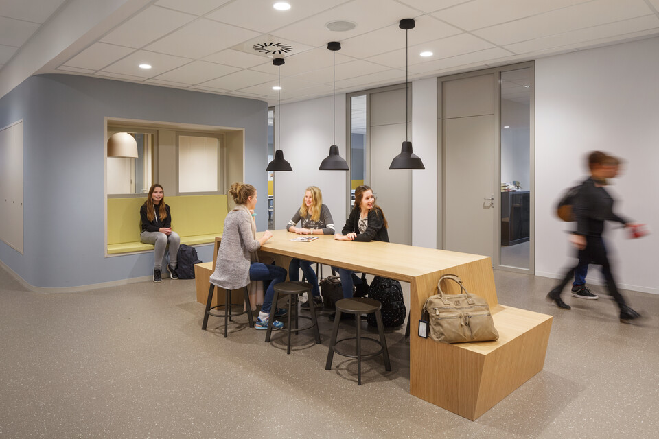 Royal Ahrend education project Carmel College Salland in Raalte 06