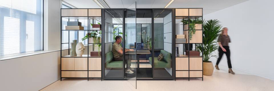 Alvido, Qabin Chat Lounge, Recharge 100, Recharge 45 Royal Ahrend interior view of Inspiration Centre AIC in Amsterdam header SP24