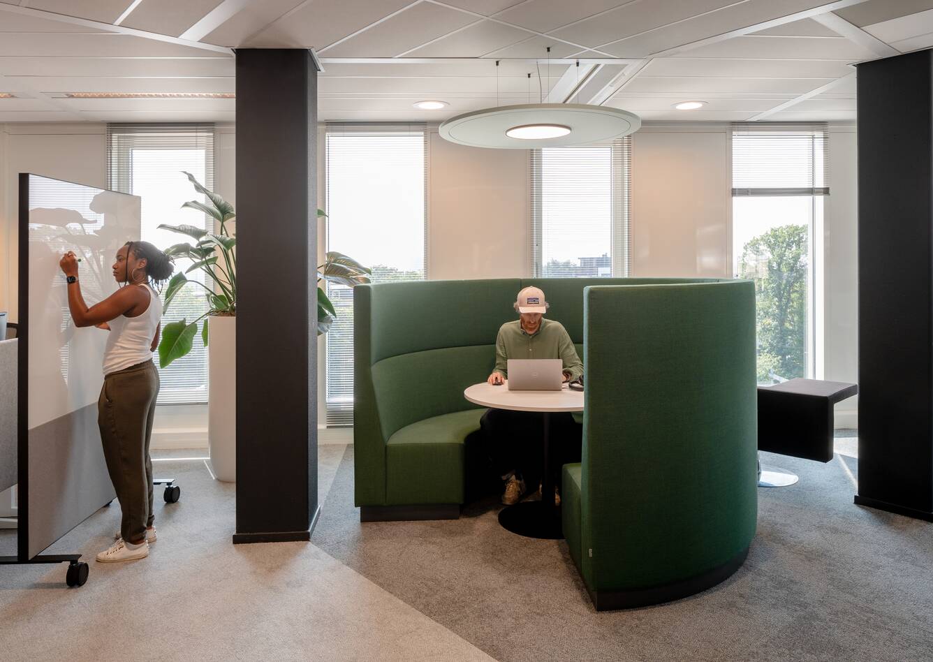 958c2bd2119dc69a678b20844a4165d8