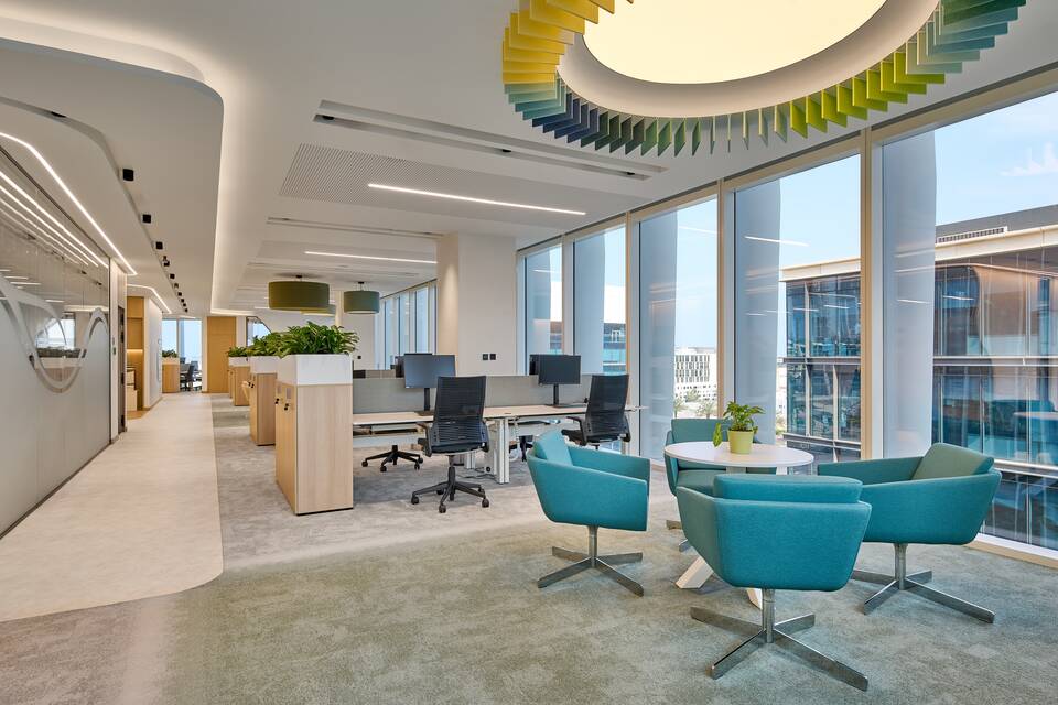 Royal Ahrend office project interior view of a Global Pharmaceutical Company in Dubai S4949