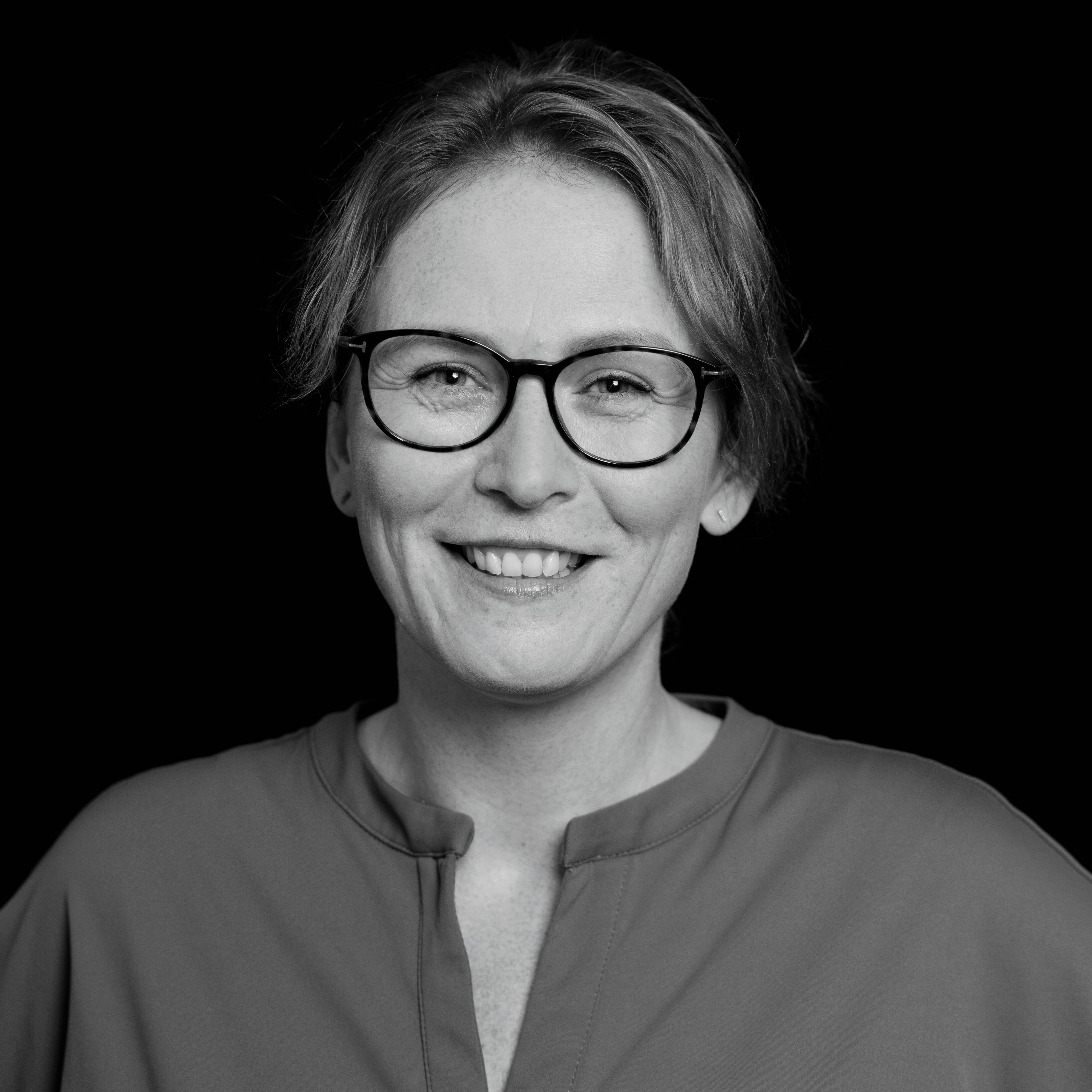 Black and white portrait of Miranda Soolsma