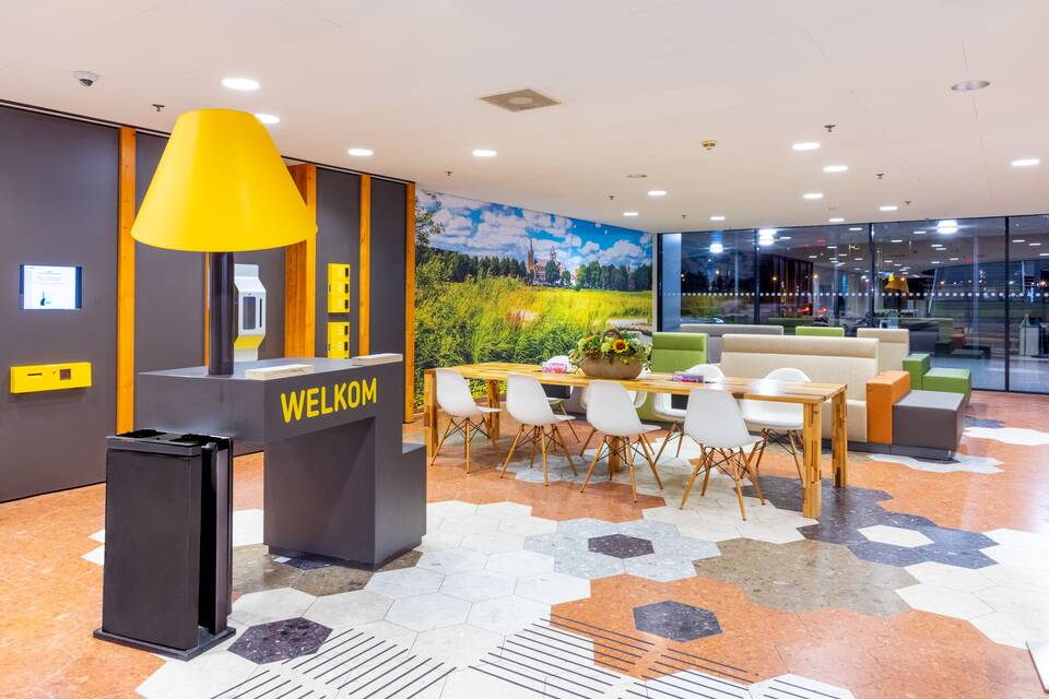 Gispen healthcare project interior view of Jeroen Bosch Ziekenhuis in s'Hertogenbosch 15A3529a