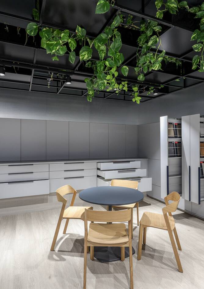Royal Ahrend office project interior view of OTIS in Prague 4973