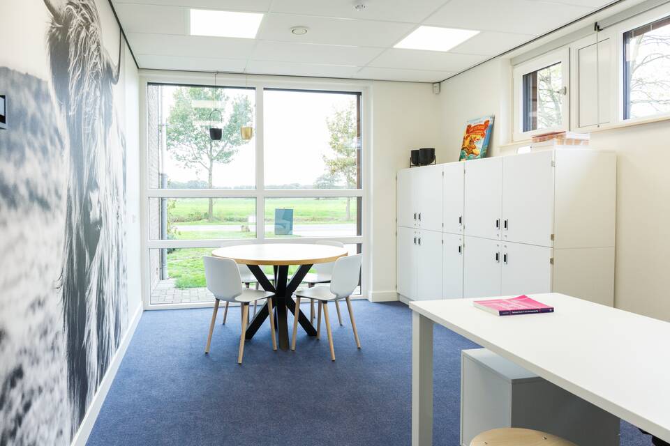 Gispen education project interior view of primary school SMDB Notter Zuna in Notter KF0266