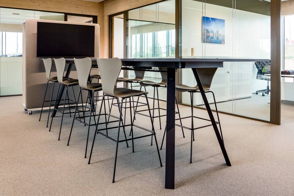 Royal Ahrend office project interior view of Van Laere in Zwijndrecht MLV561