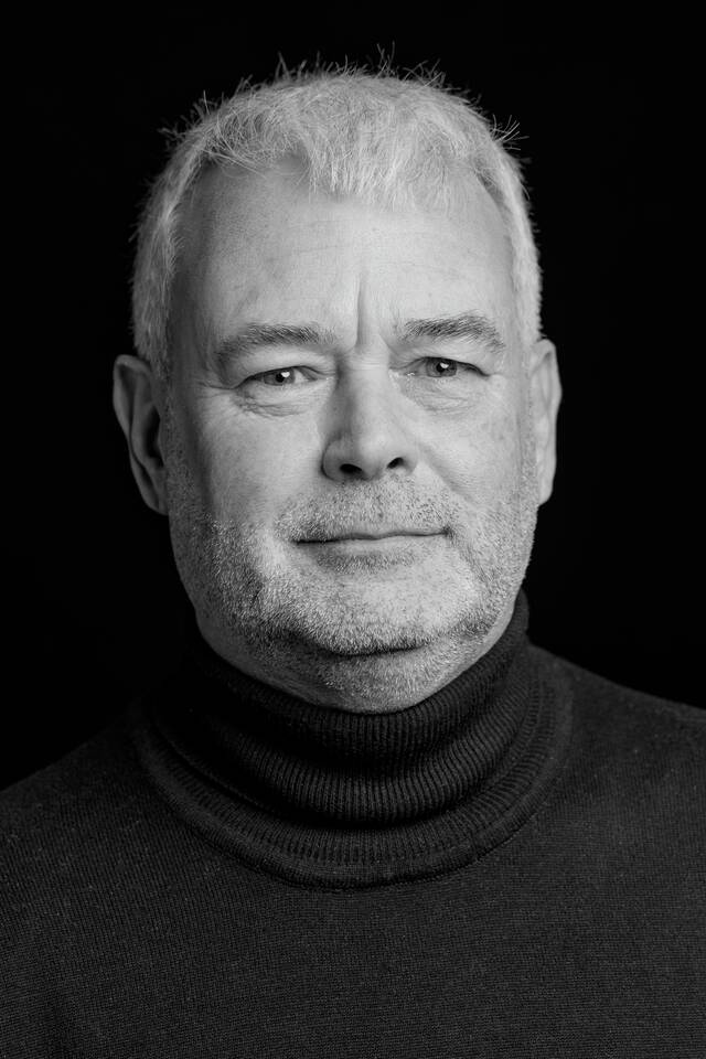 Black and white portrait of Rob  Stover