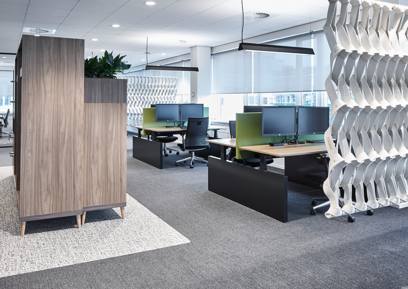 Royal Ahrend office project interior view of BDO in The Hague MR0112711