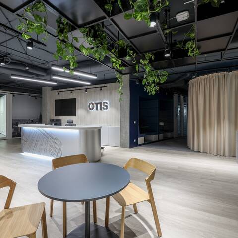 Royal Ahrend office project interior view of OTIS in Prague 4842