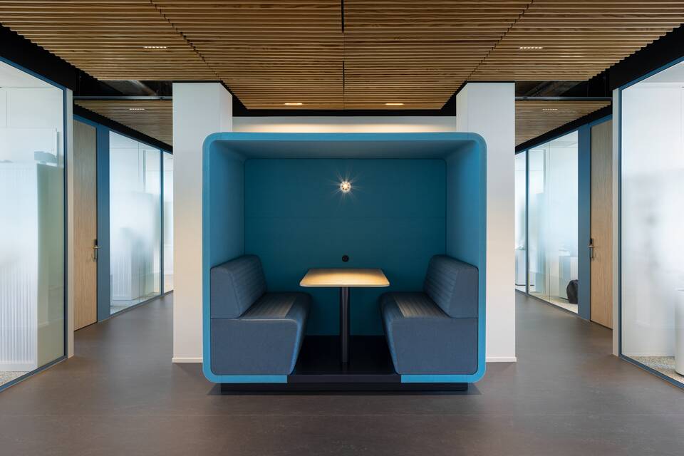 Royal Ahrend education project interior view of TU Delft EWI in Delft SP09
