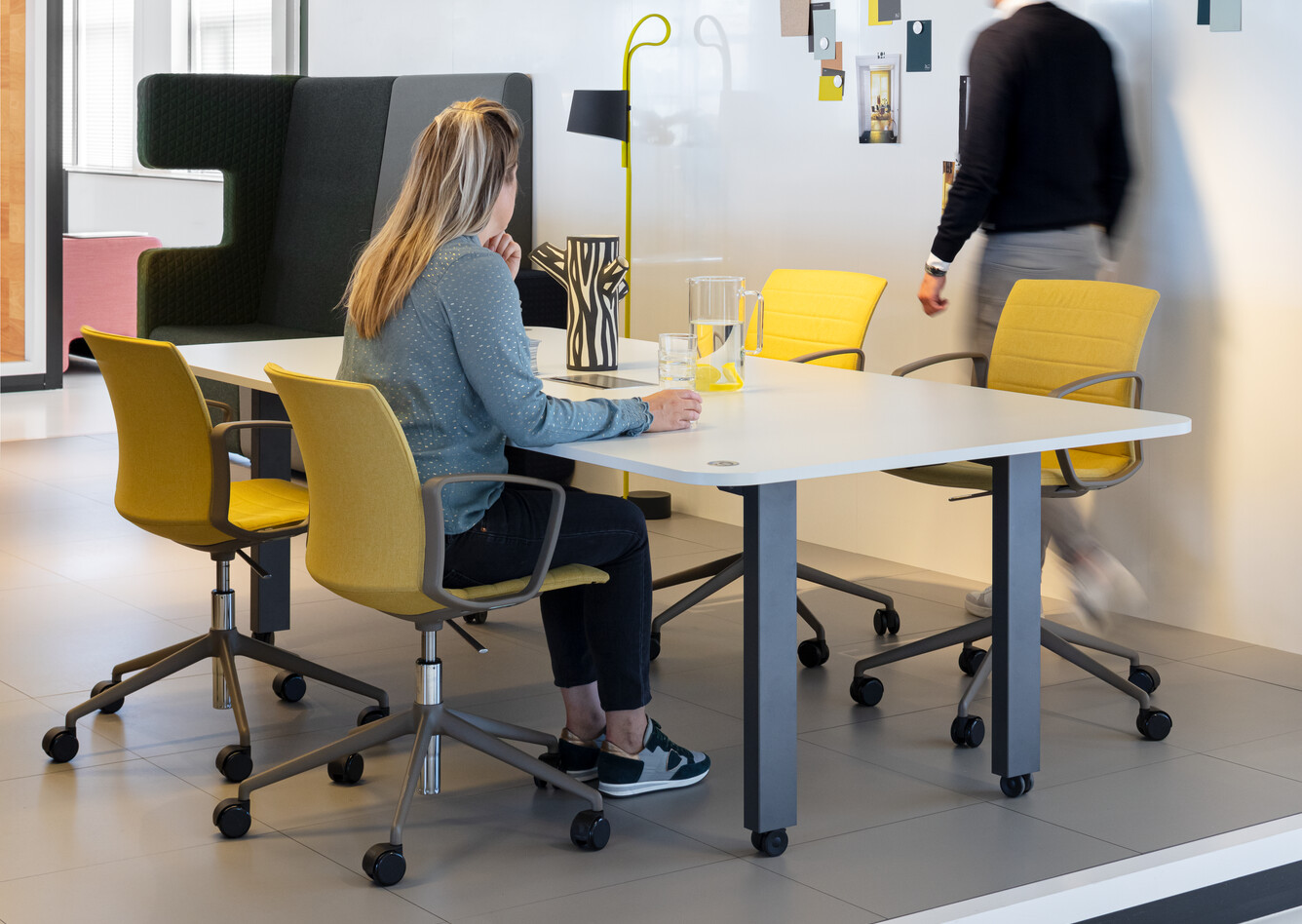 Royal Ahrend Inspiration Centre in Amsterdam interior view SP10