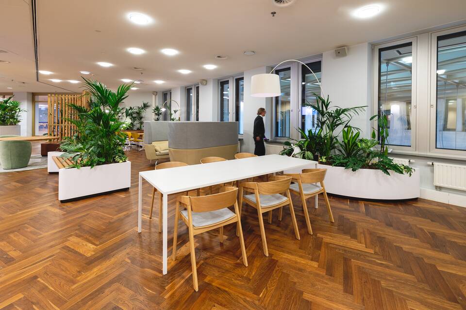 Gispen government project interior view of FMHaaglanden Turfmarkt in The Hague CTH05B