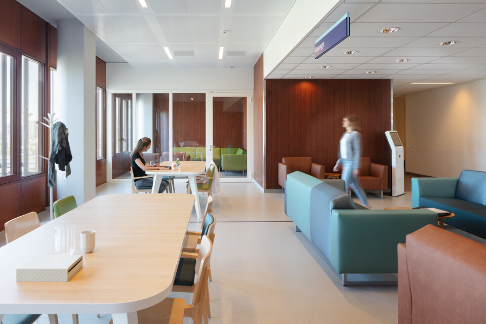 Royal Ahrend healthcare project Erasmus MC in Rotterdam 15