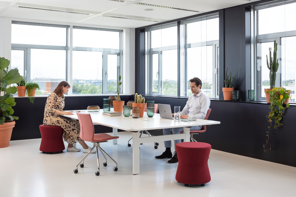 Royal Ahrend Inspiration Centre in Amsterdam interior view SP05