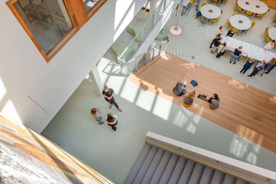 Gispen education project interior view of Leonardo College in Leiden CTH16