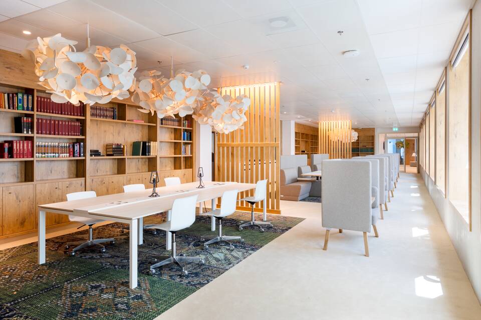 Gispen healthcare project interior view of Radboud UMC in Nijmegen 15A7366