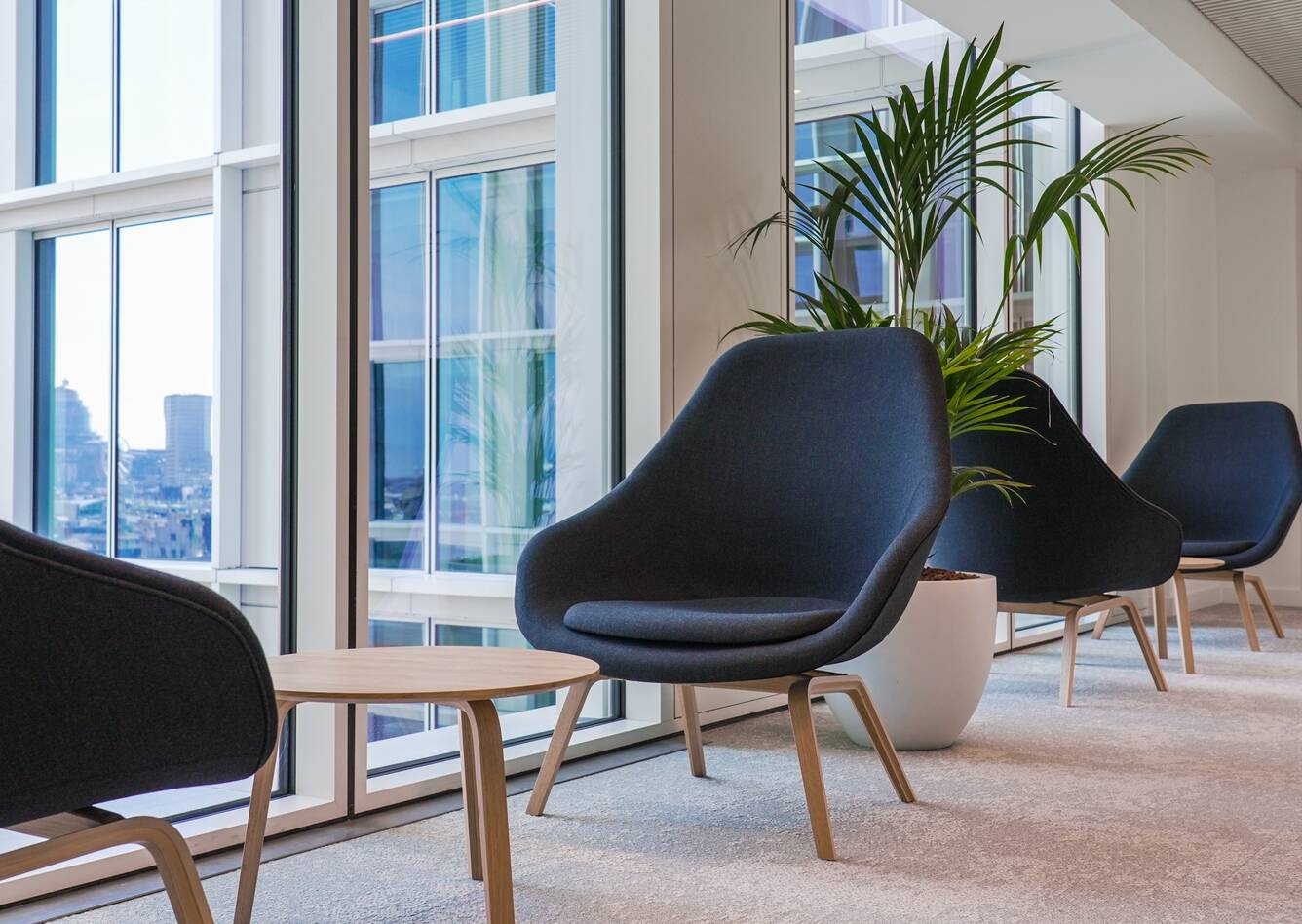 Royal Ahrend office project interior view of Total Energies in Brussels MLV21