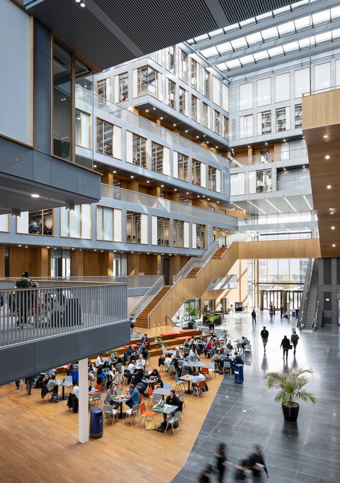 Ahrend education project interior view of Vrije Universtiteit Amsterdam in Amsterdam 14