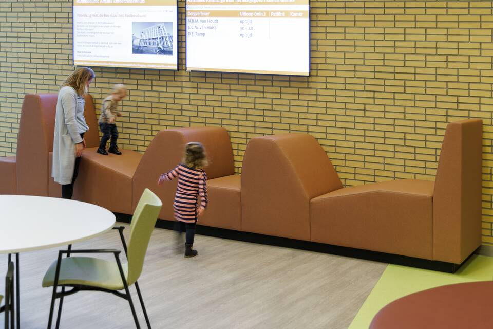 Gispen healthcare project interior view of Radboud UMC in Nijmegen 15A8827