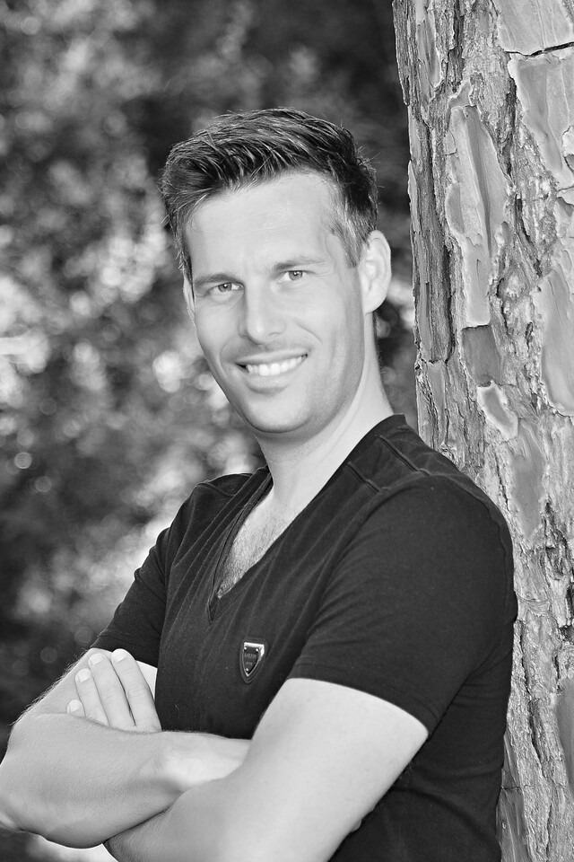 portrait of Rob  Bos