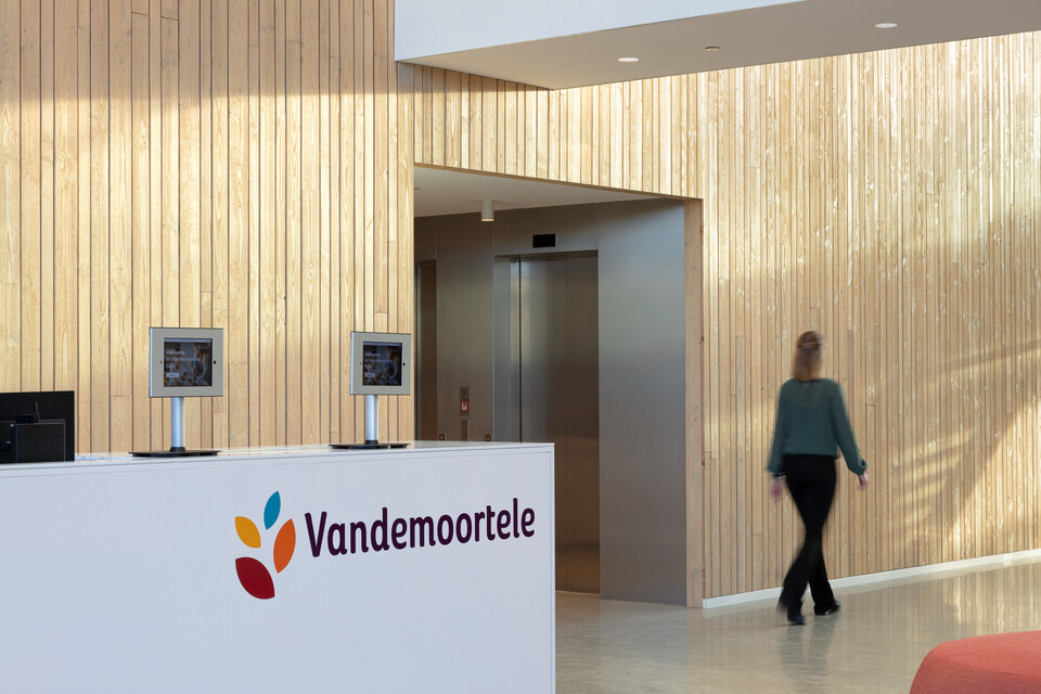 Royal Ahrend office project Vandemoortele in Gent 16