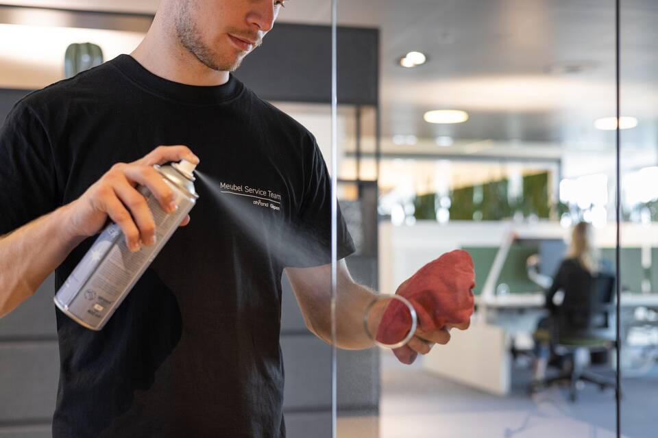 Gispen MST mechanic space in space installation cleaning service SP15