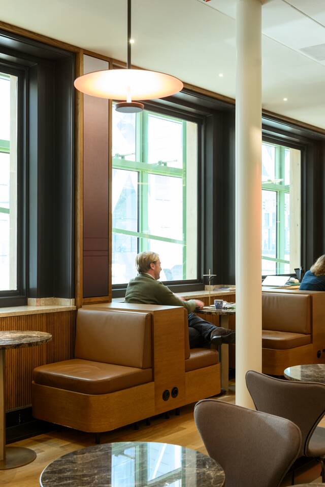 8f27e4f956a382bb9bf795cdc3d51178