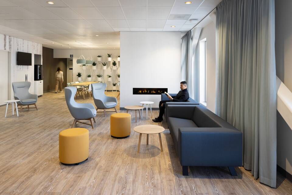 Gispen healthcare project interior view of Reinier de Graaf Gasthuis in Delft SP01