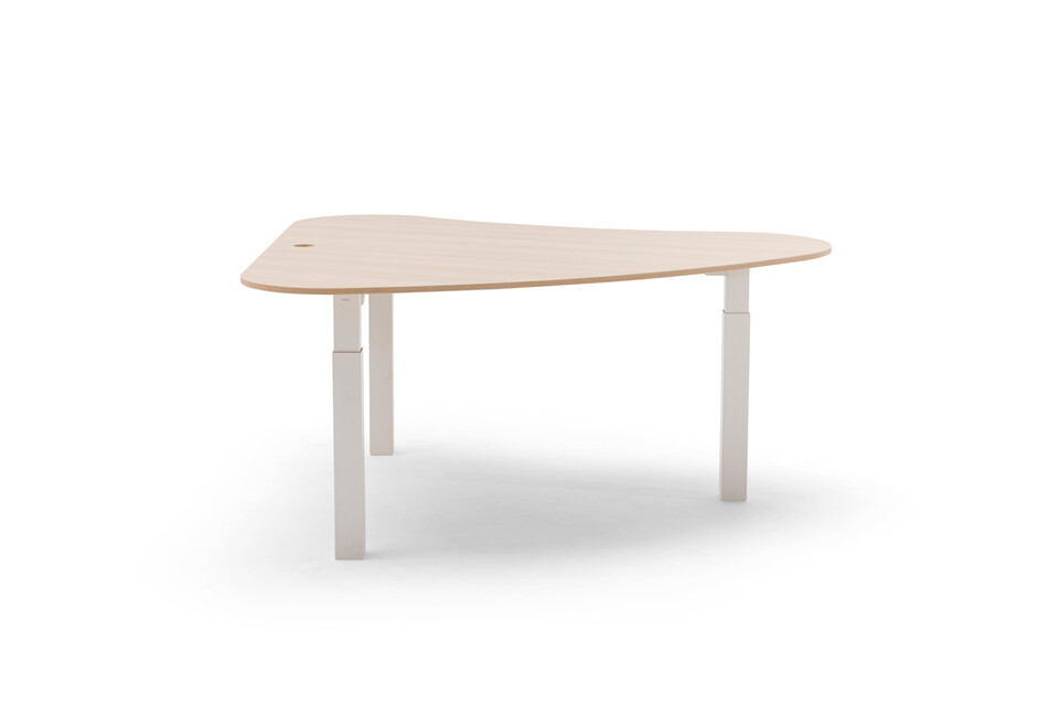 Gispen TMNL doc workstation sit sit in white with oak top left side view