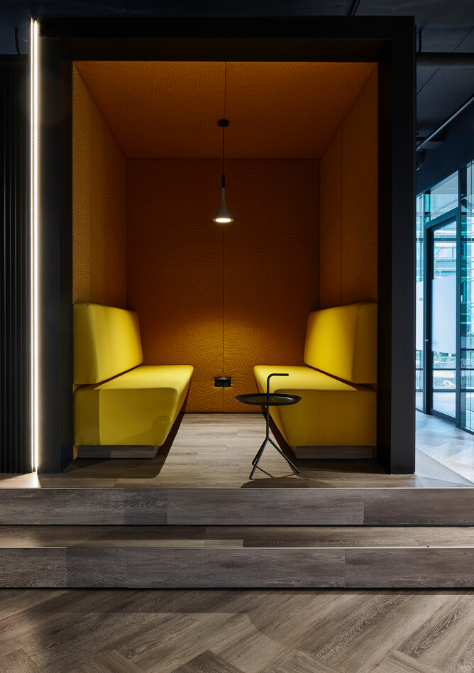 Royal Ahrend office project interior view of BDO in The Hague MR0112808