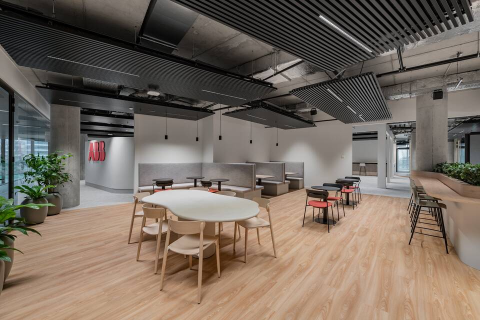 Royal Ahrend office project interior view of ABB in Diegem M0218