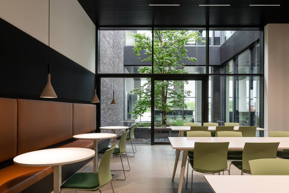 Ahrend office project interior view of Staalbeton in Rijkevorsel NV5819