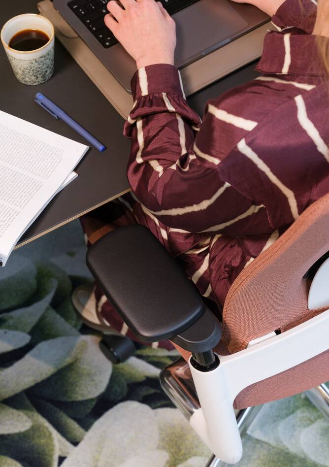 2020 Luvia, Team_Up   portraitm