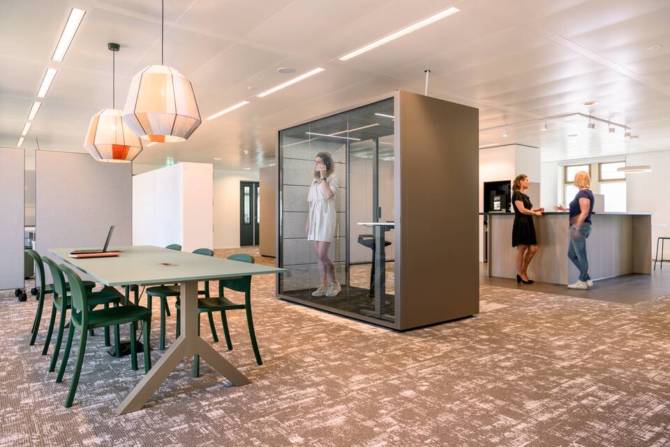 Gispen Government project interior view of FMH Haaglanden in The Hague MB5013