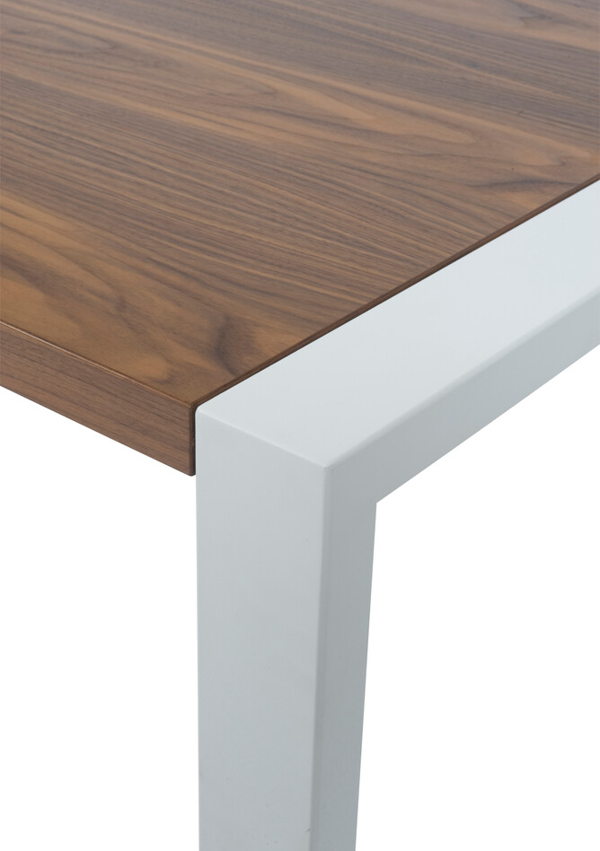 Royal Ahrend Portal table in white with walnut tabletop front right detail view