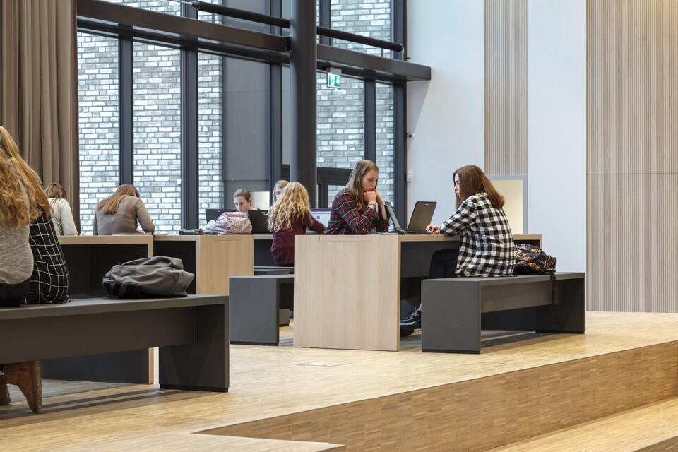 Royal Ahrend education project Carmel College Salland in Raalte 17