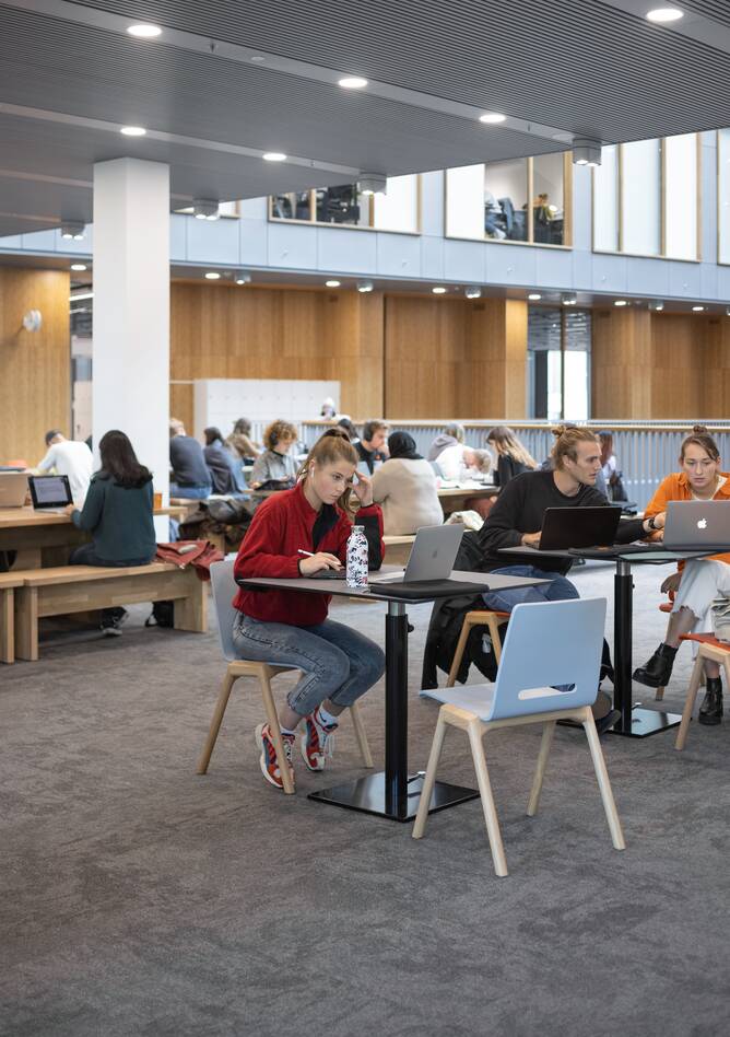 Ahrend education project interior view of Vrije Universtiteit Amsterdam in Amsterdam 15