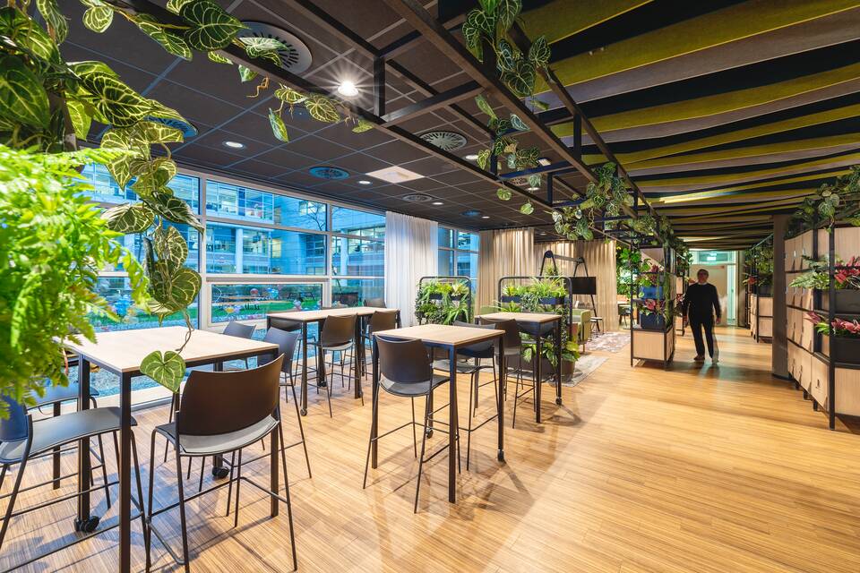 Gispen government project interior view of FMHaaglanden Beatrixpark in The Hague CTH01