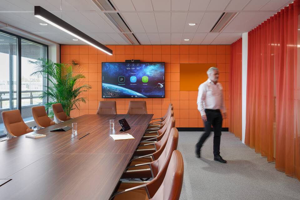 Royal Ahrend office project interior view of Zeekr in Amsterdam SP04