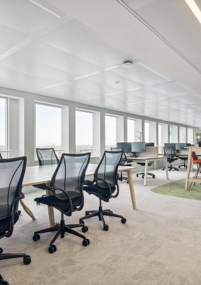 Royal Ahrend office project interior view of MGEN in Paris 01