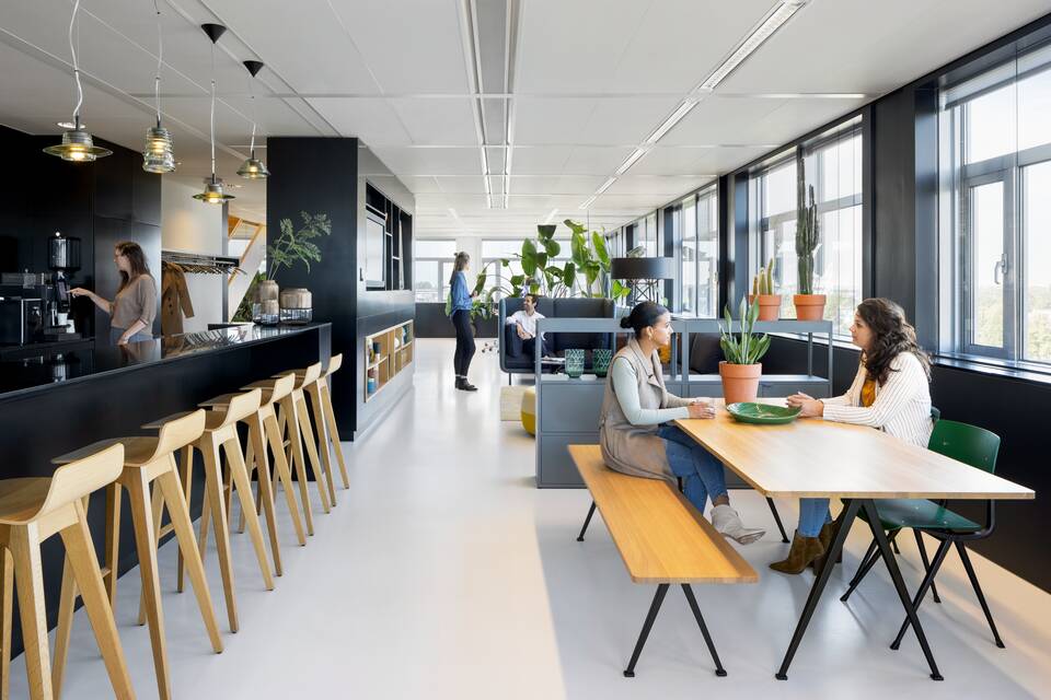 Royal Ahrend interior view of Inspiration Centre AIC in Amsterdam 02