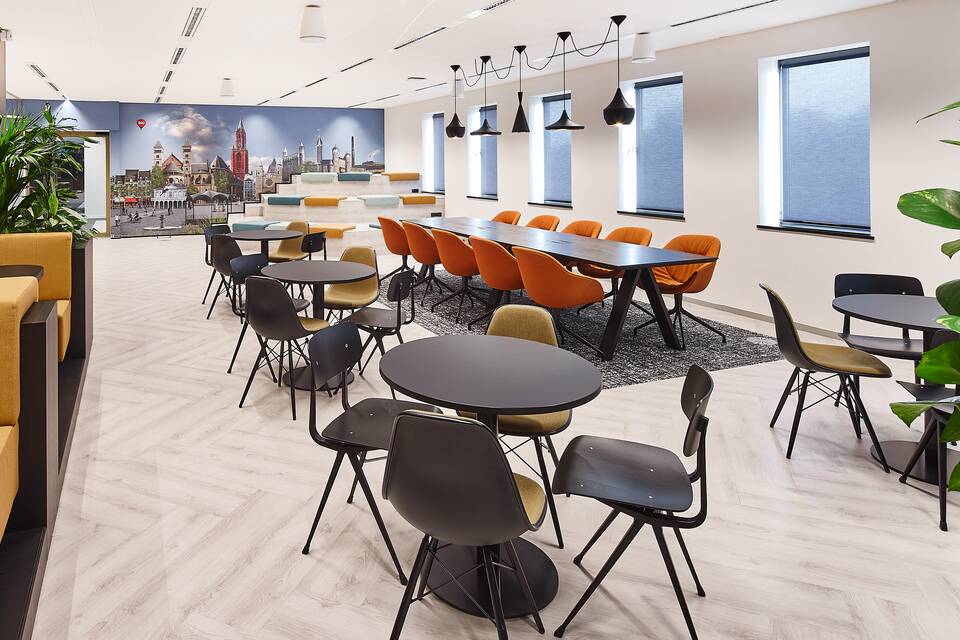 Royal Ahrend office project interior view of BDO in Maastricht SW0117862
