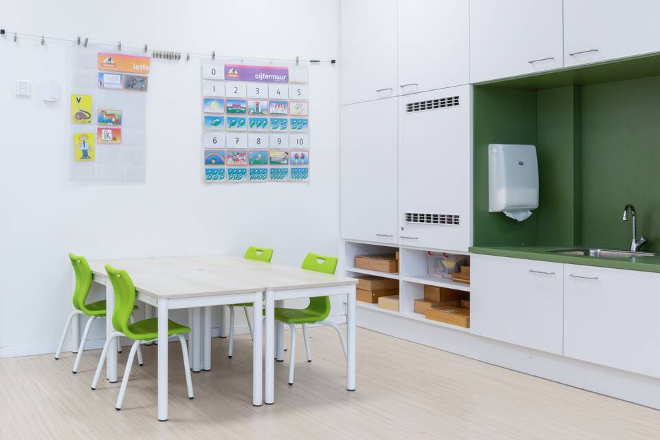 Gispen education project interior view of primary school KC Trampoline in Leidschendam CB2A2849