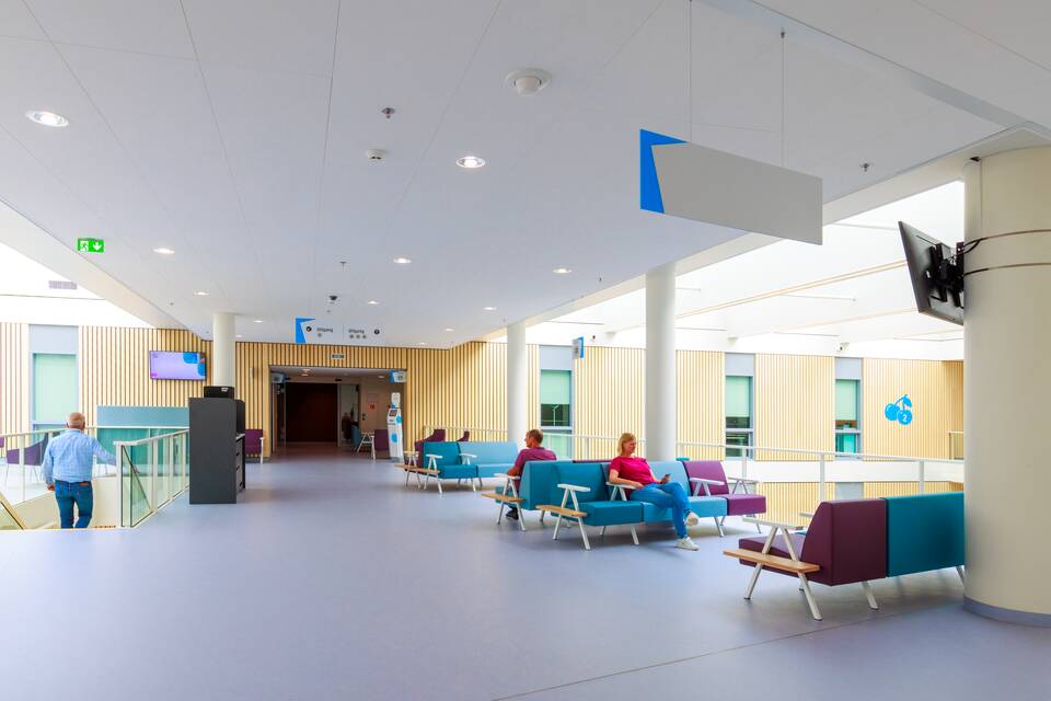 Gispen healthcare project interior view of Rijnstate in Elst 15A1810