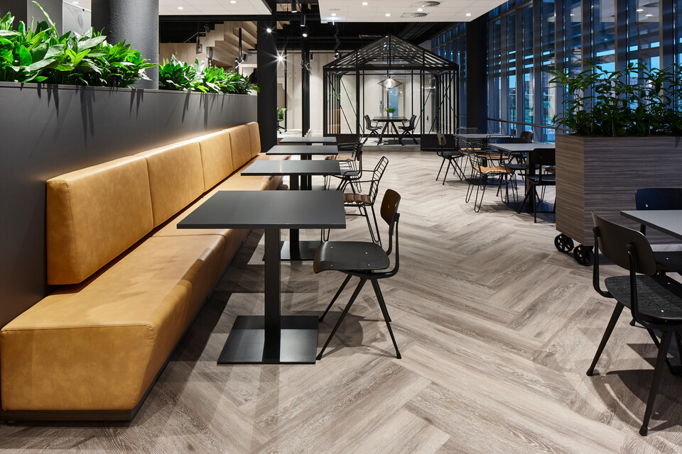 Royal Ahrend office project interior view of BDO in The Hague MR0112865
