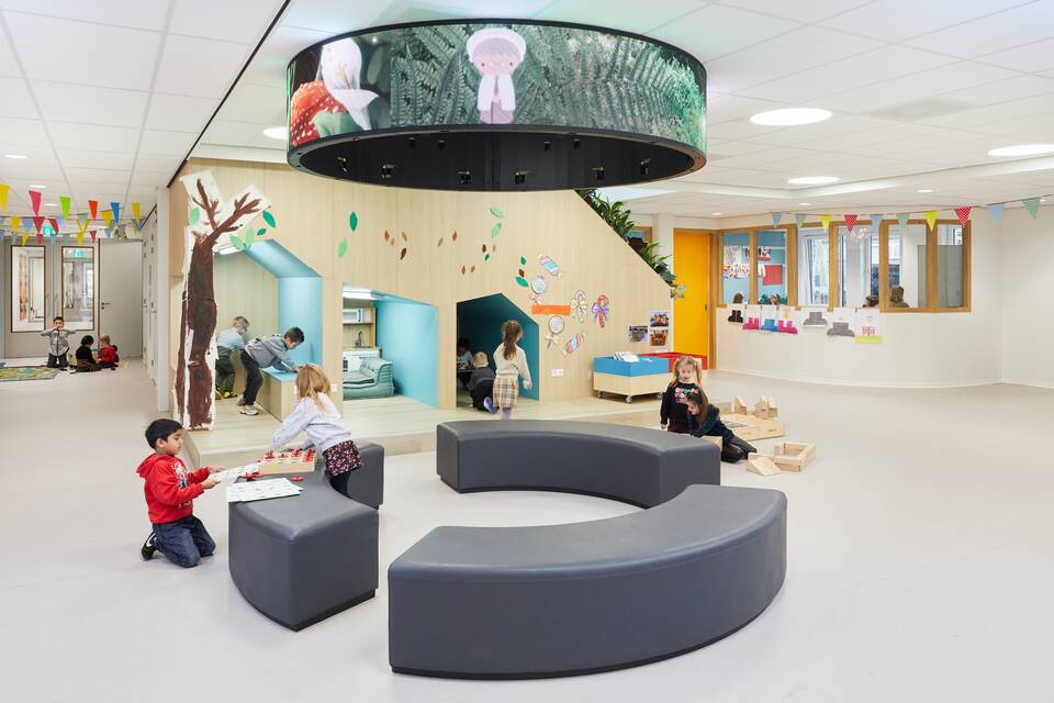 Gispen education project interior view of primary school Paus Johannes school ZK080