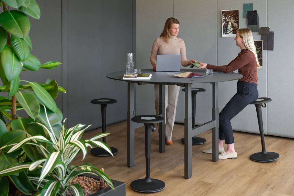 Royal Ahrend interior view of Inspiration Centre AIC in Amsterdam SP21